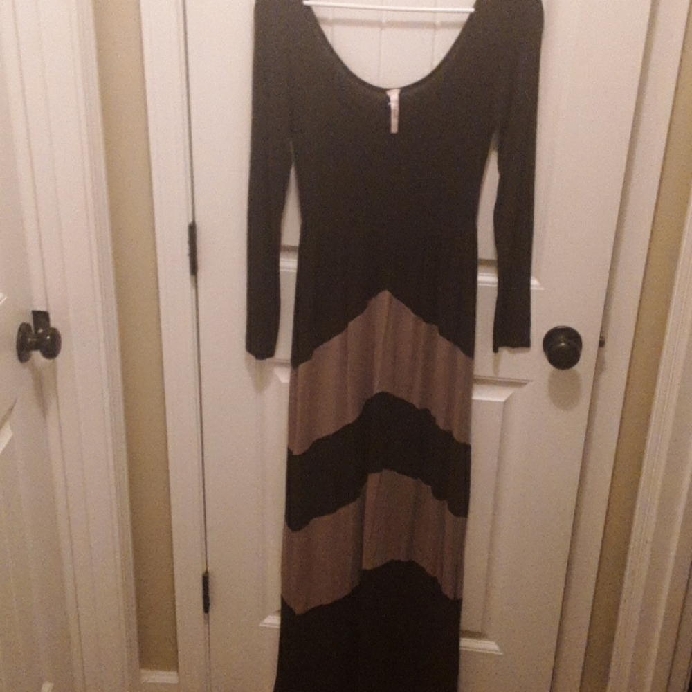 J Mode Brand / Maxi Dress / Misses Size  Medium